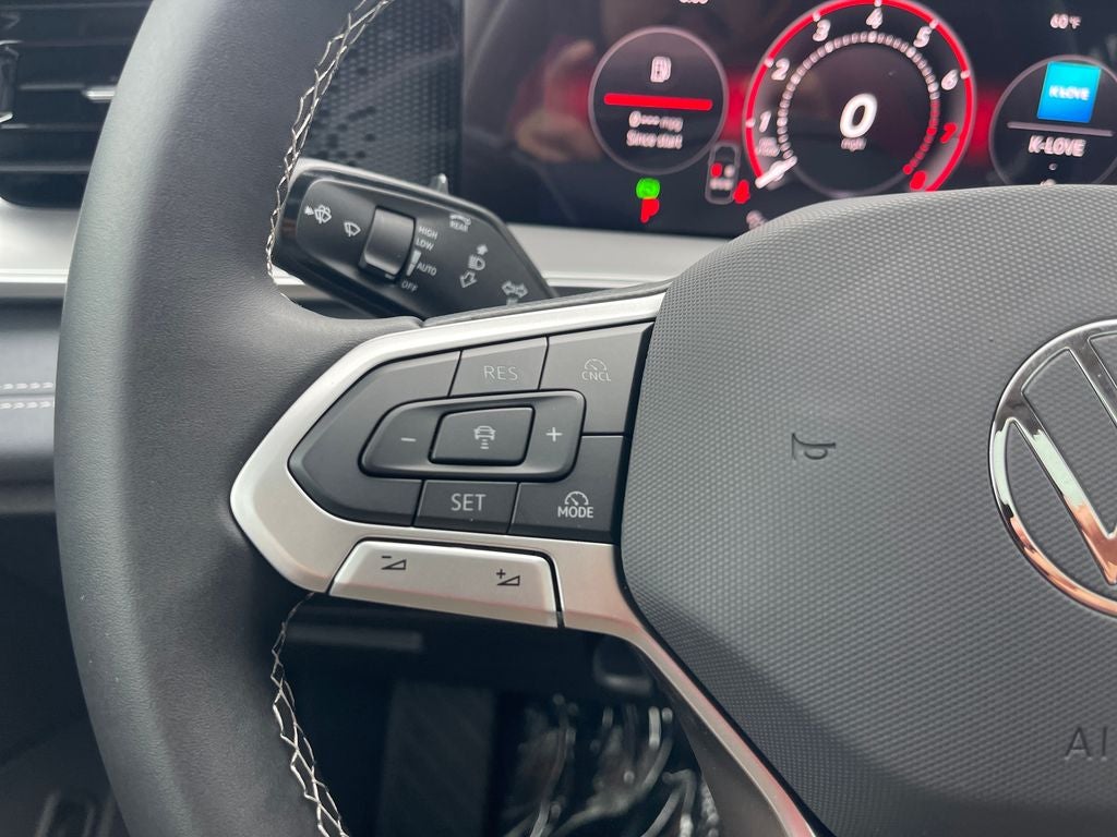 2026 Volkswagen Tiguan 2.0T SE