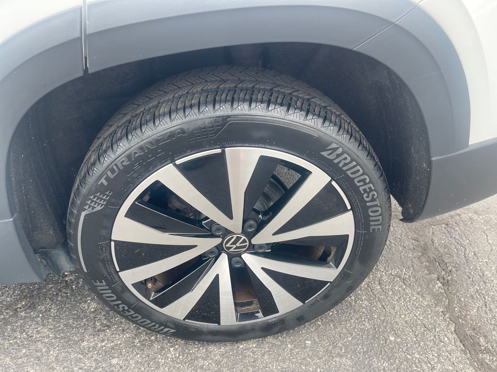 2024 Volkswagen Taos 1.5T SE