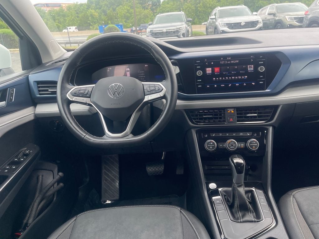2024 Volkswagen Taos 1.5T SE