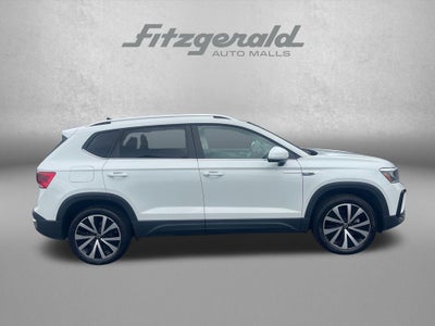 2024 Volkswagen Taos 1.5T SE