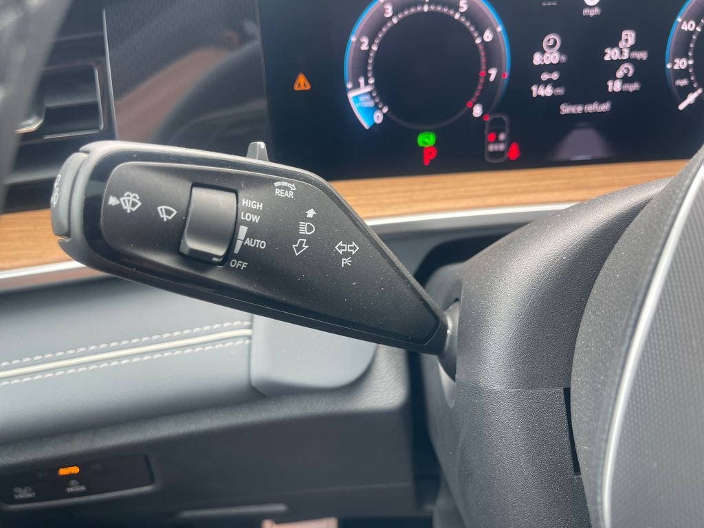 2026 Volkswagen Tiguan 2.0T SEL R-Line Turbo