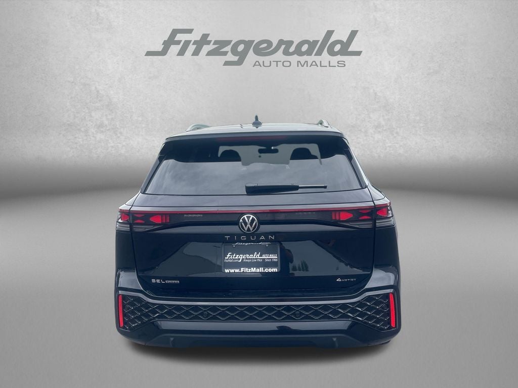 2026 Volkswagen Tiguan 2.0T SEL R-Line Turbo