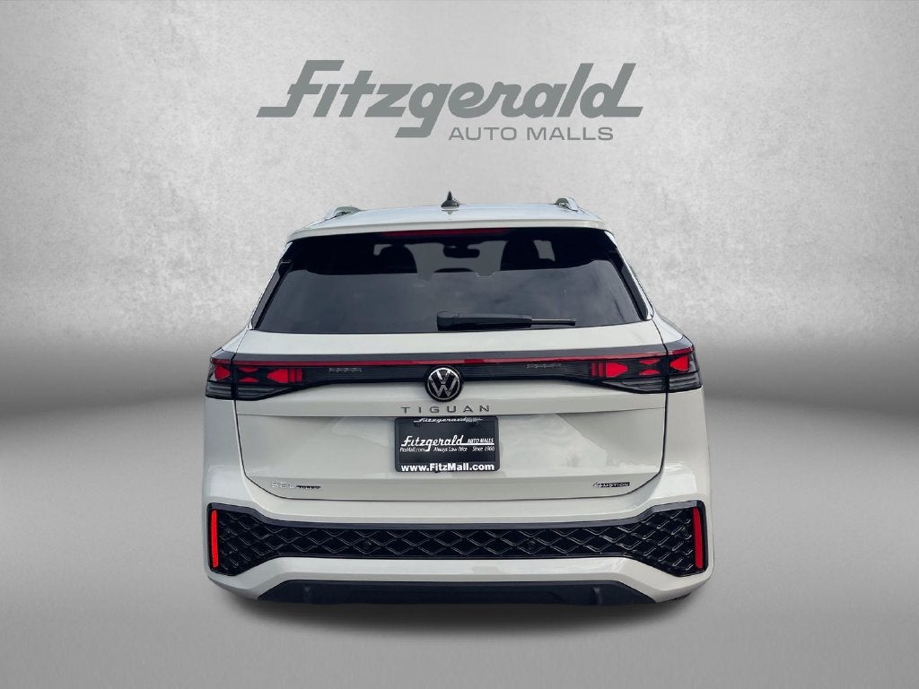2026 Volkswagen Tiguan 2.0T SEL R-Line