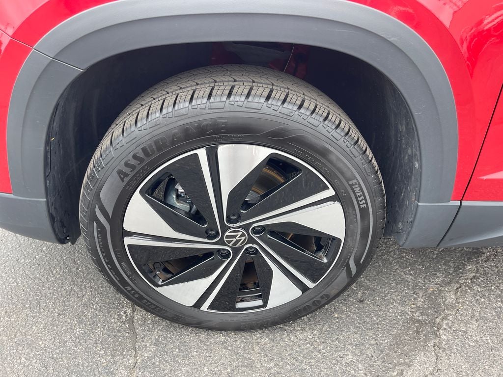 2024 Volkswagen Taos 1.5T SE