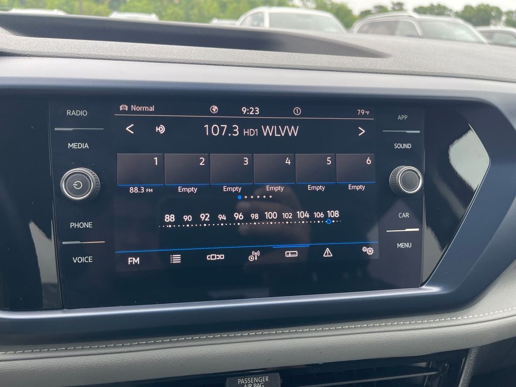 2024 Volkswagen Taos 1.5T SE