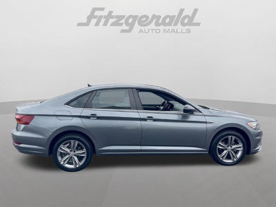 2019 Volkswagen Jetta R-Line