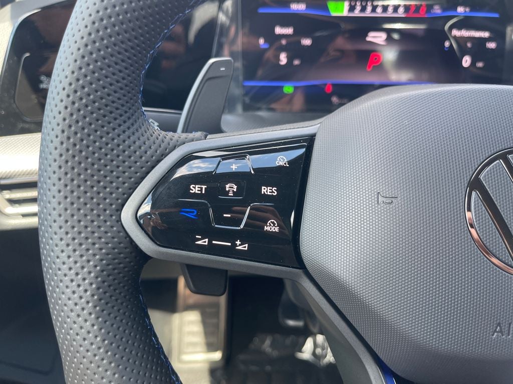 2026 Volkswagen Golf R 2.0T