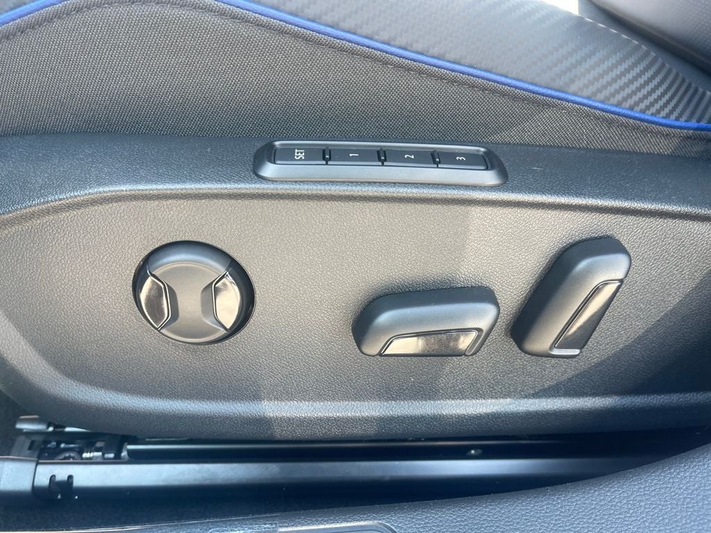 2026 Volkswagen Golf R 2.0T