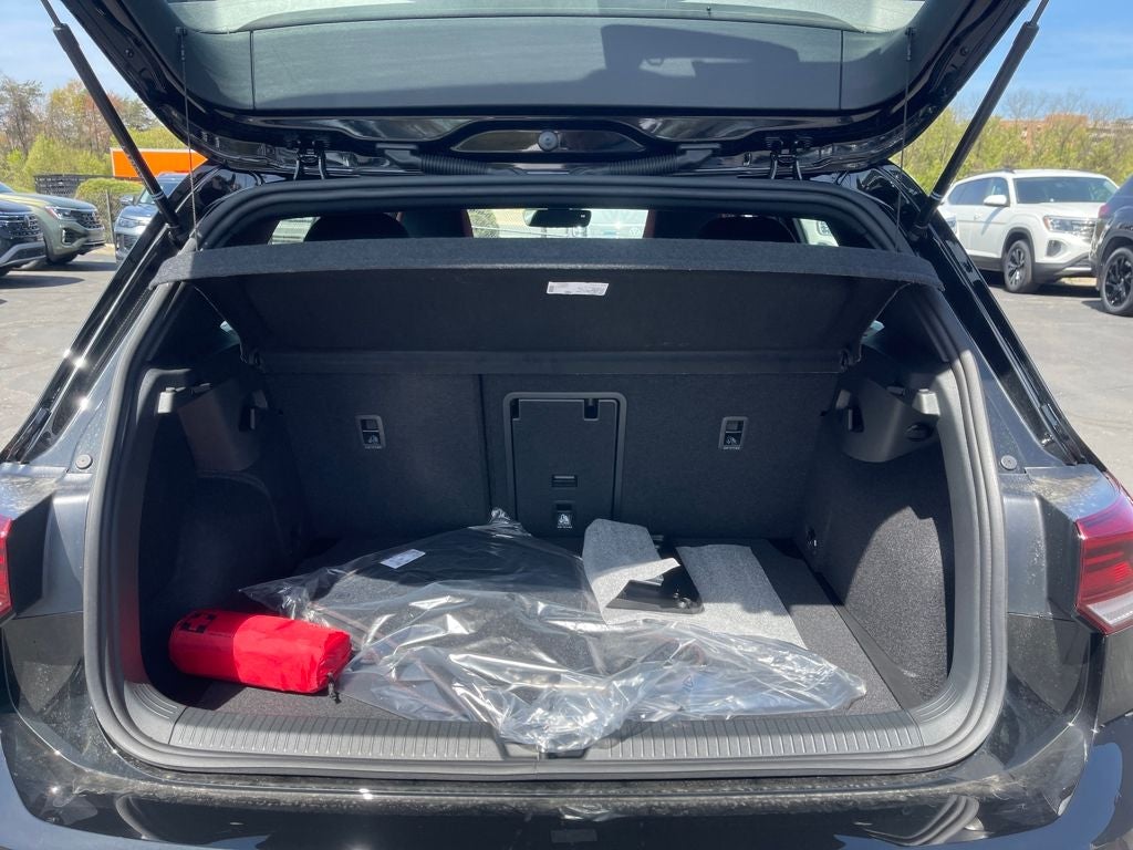 2026 Volkswagen GTI SE FWD