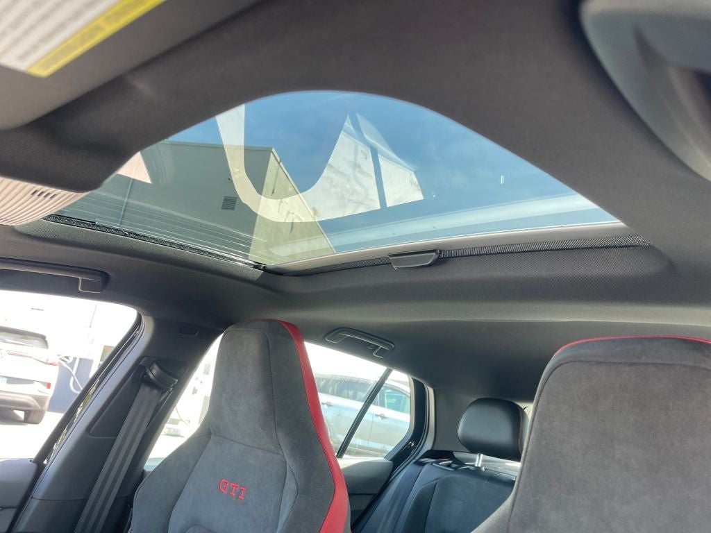 2026 Volkswagen GTI SE FWD