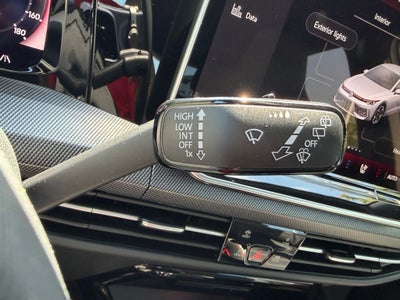 2025 Volkswagen Golf GTI Autobahn