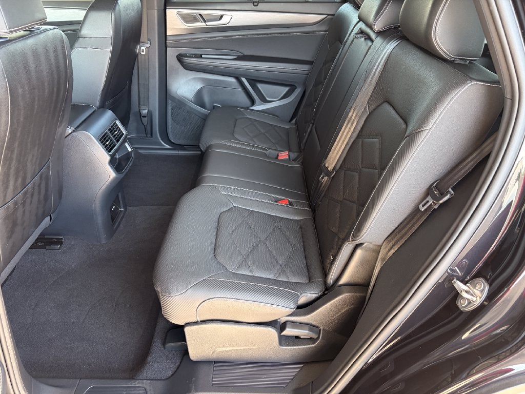 2026 Volkswagen Atlas Cross Sport SE w/Technology