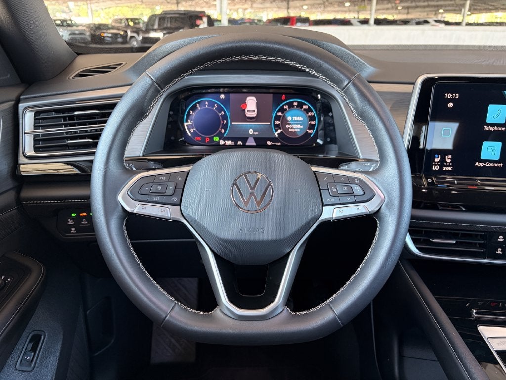 2026 Volkswagen Atlas Cross Sport SE w/Technology