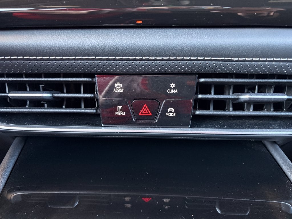 2026 Volkswagen Atlas Cross Sport SE w/Technology