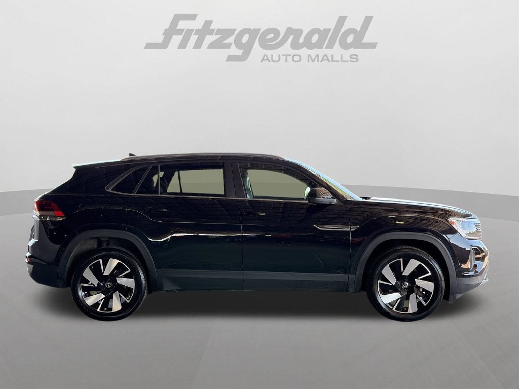 2026 Volkswagen Atlas Cross Sport SE w/Technology