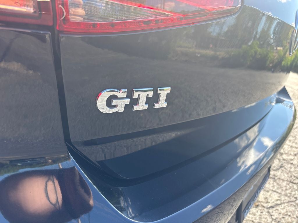 2017 Volkswagen Golf GTI S