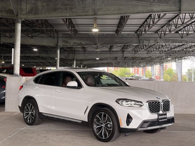 2023 BMW X4 xDrive30i