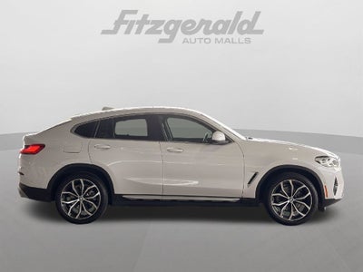 2023 BMW X4 xDrive30i