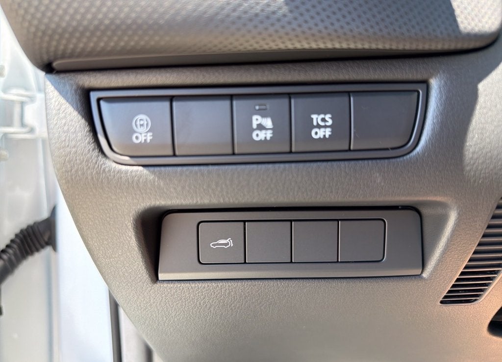 2026 Mazda Mazda CX-50 Hybrid Preferred AWD