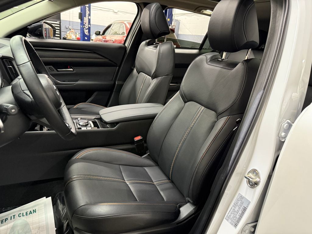 2025 Mazda Mazda CX-50 Hybrid Premium AWD