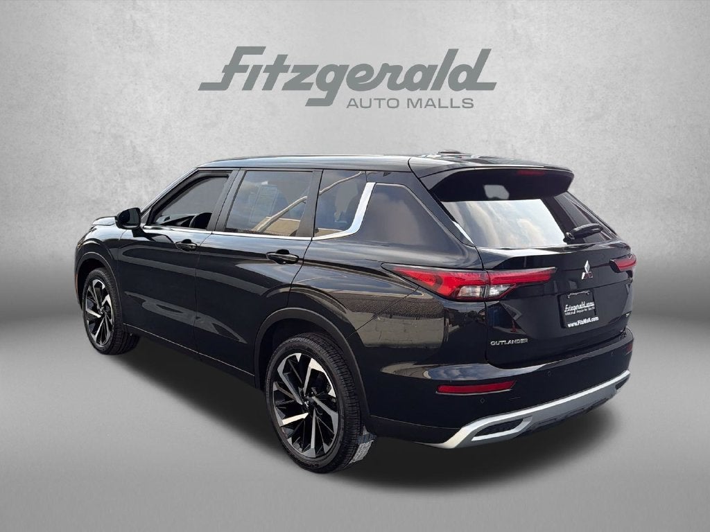 2024 Mitsubishi Outlander SE