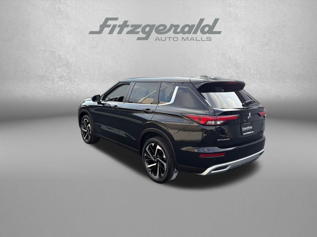 2024 Mitsubishi Outlander SE
