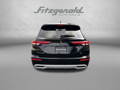 2024 Mitsubishi Outlander SE