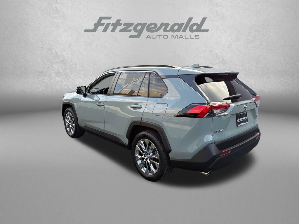 2019 Toyota RAV4 XLE Premium