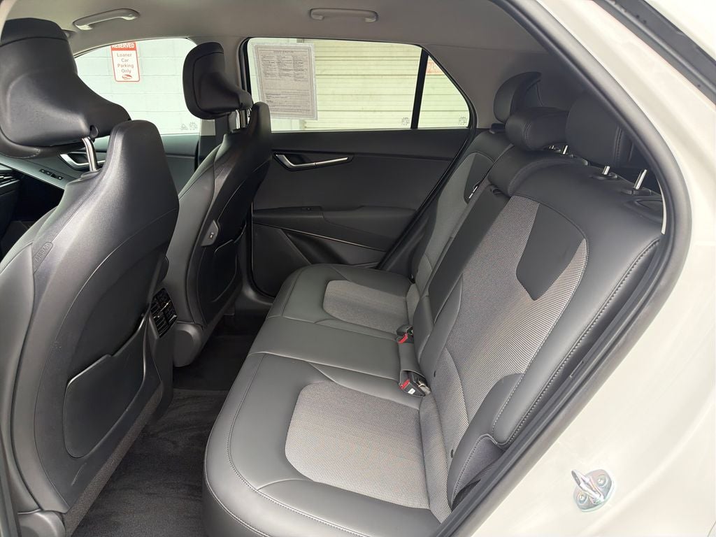2025 Kia Niro EX