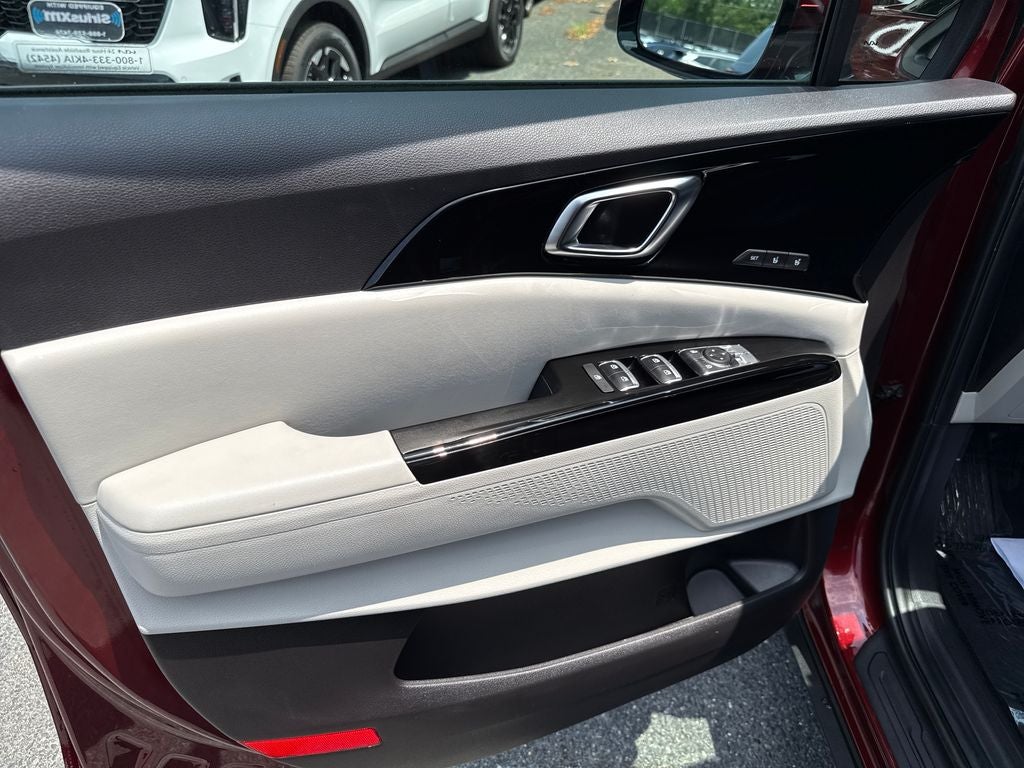 2024 Kia Carnival SX