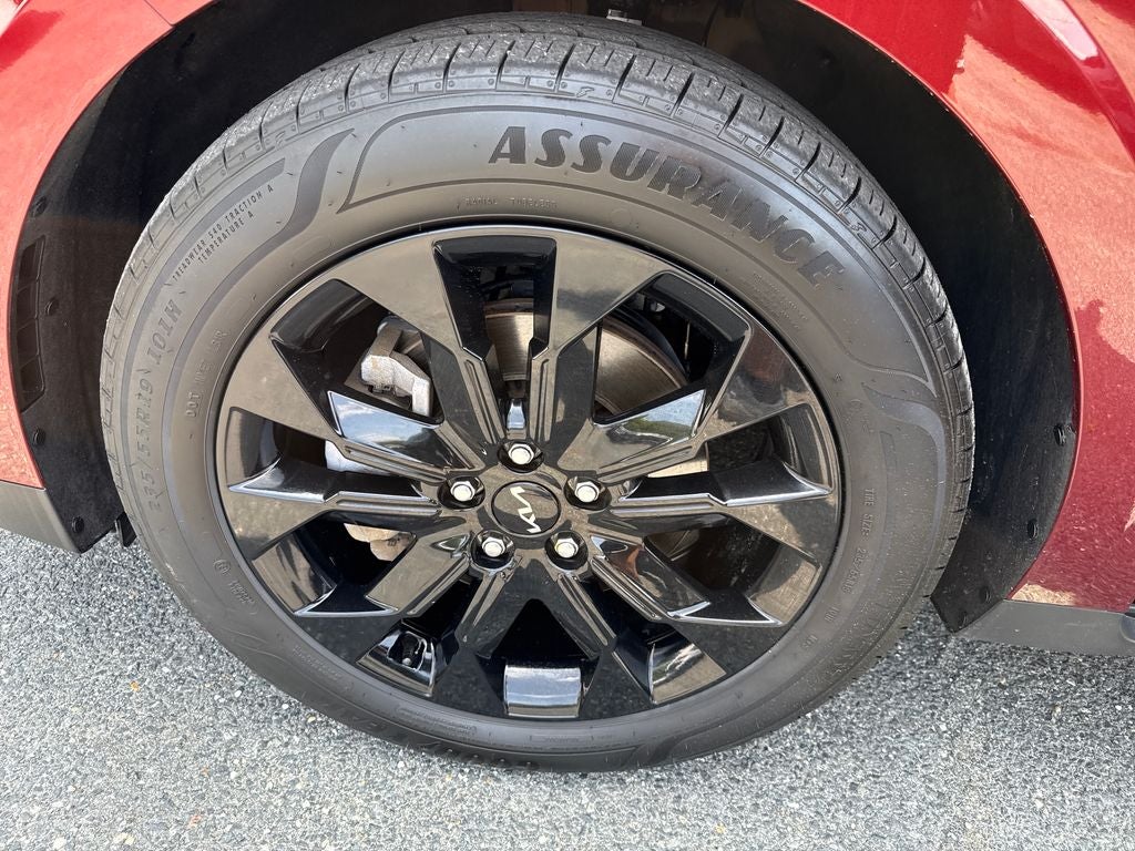2024 Kia Carnival SX