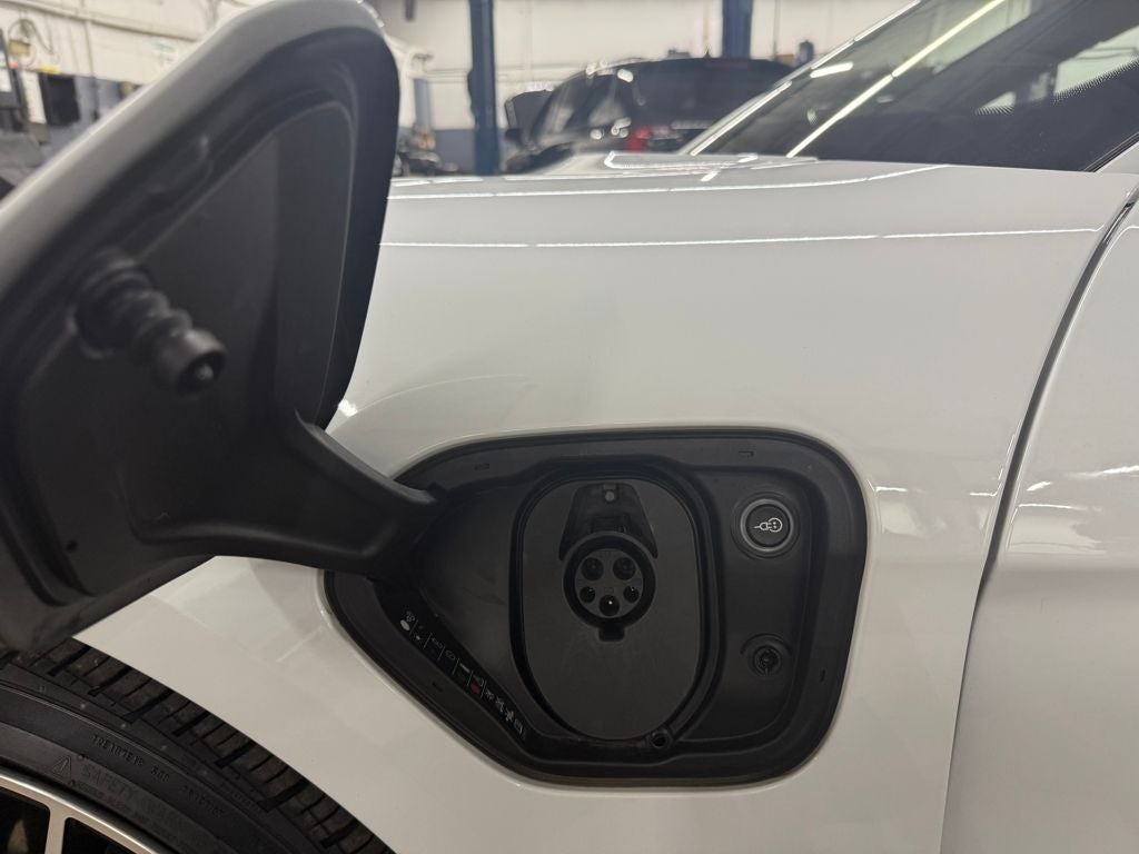 2022 Porsche Taycan Base