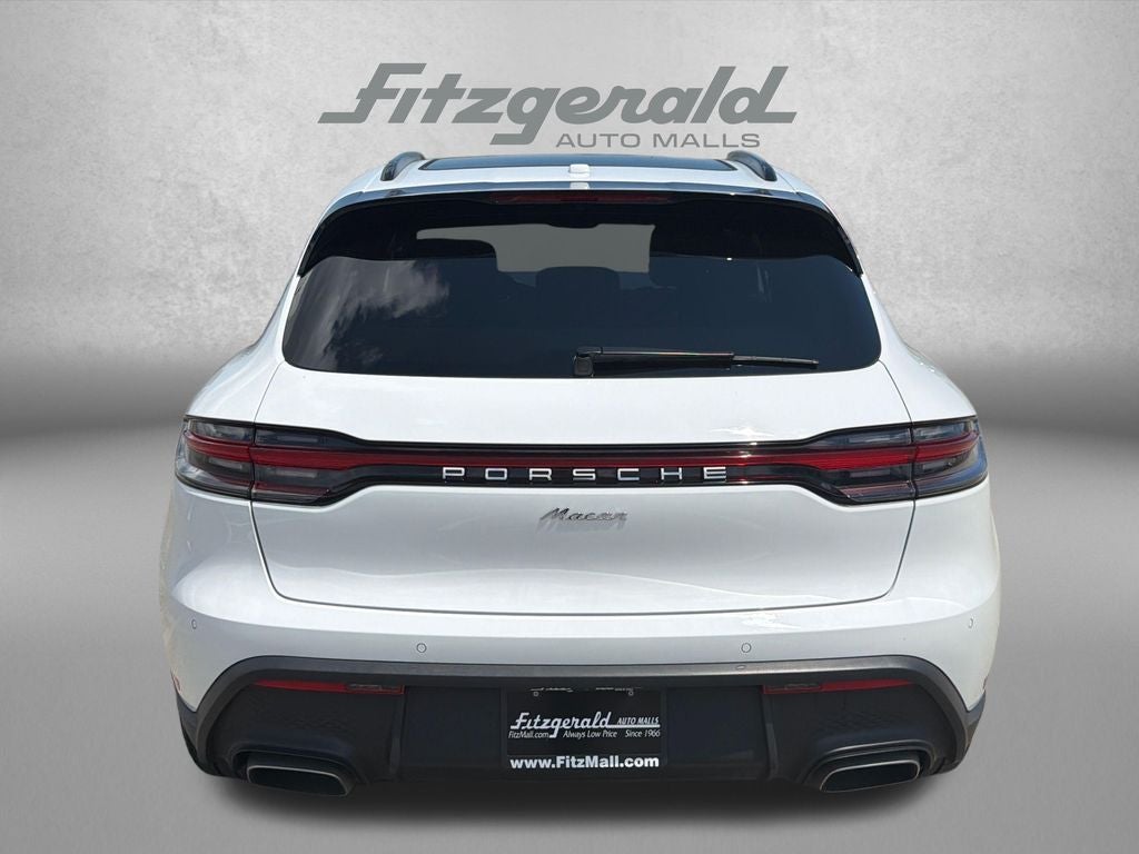 2025 Porsche Macan AWD