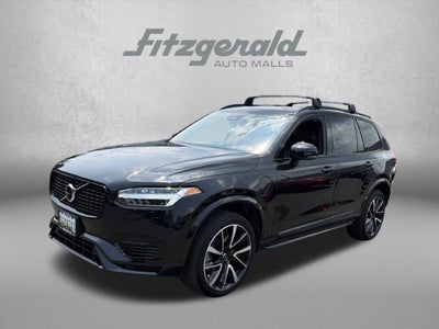 2023 Volvo XC90 Recharge Plug-In Hybrid T8 Plus Dark Theme 7 Passenger