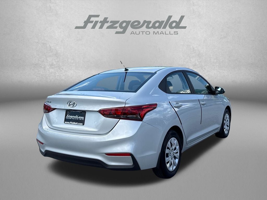 2022 Hyundai Accent SE