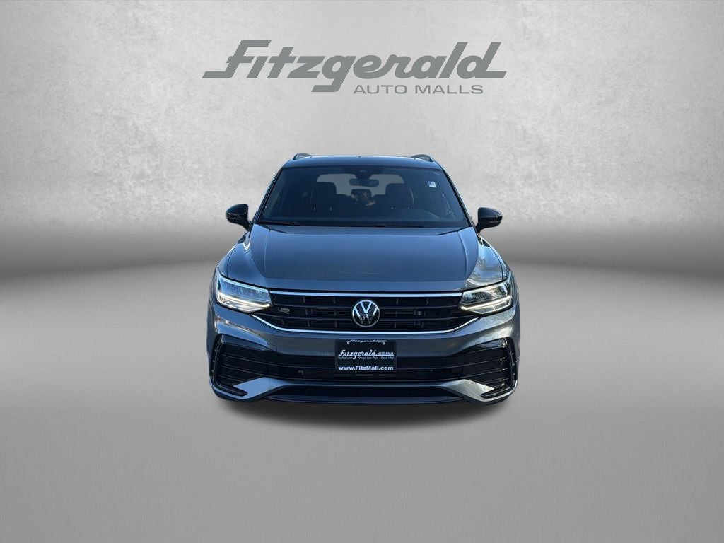 2024 Volkswagen Tiguan 2.0T SE R-Line Black