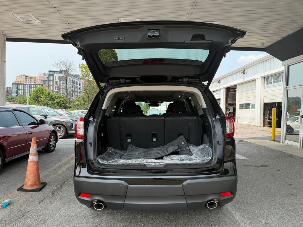 2025 Subaru Ascent Limited Bronze Edition