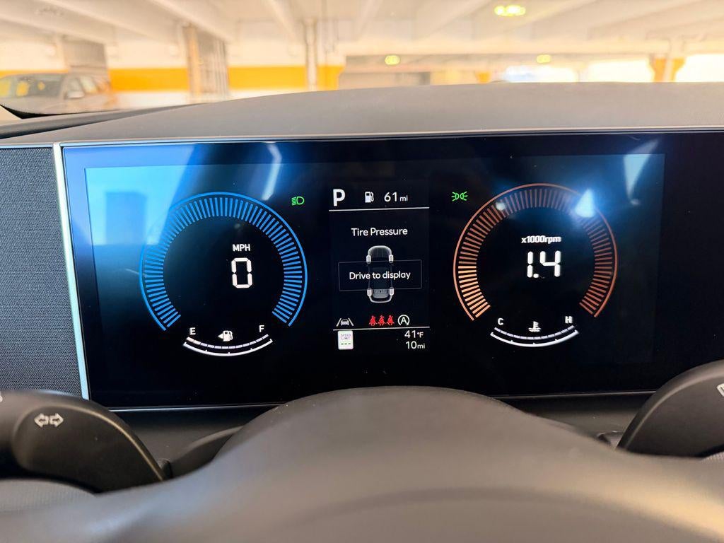 2026 Hyundai Tucson SE FWD