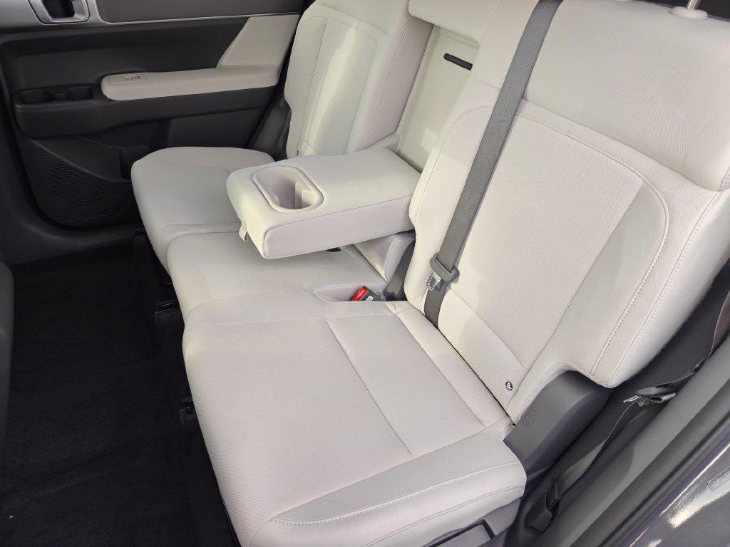 2027 Hyundai Santa Fe SE FWD