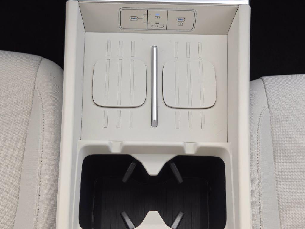 2027 Hyundai Santa Fe SE FWD