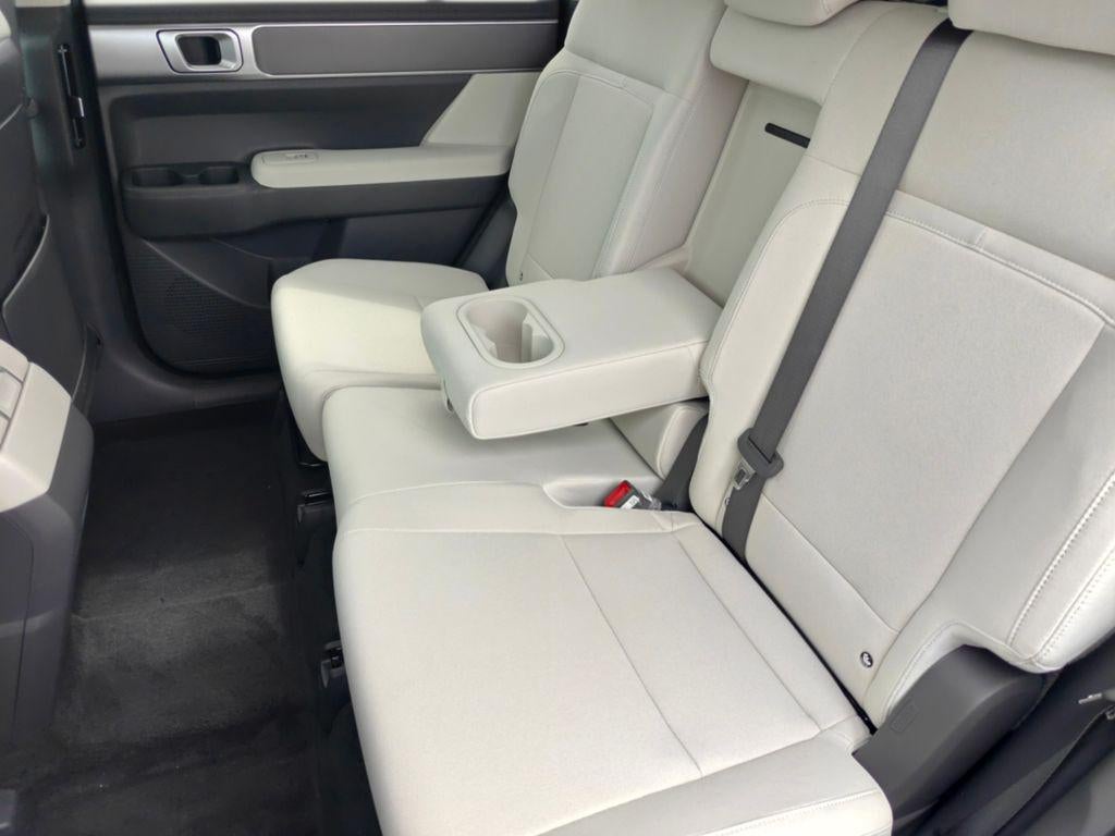 2027 Hyundai Santa Fe SE AWD