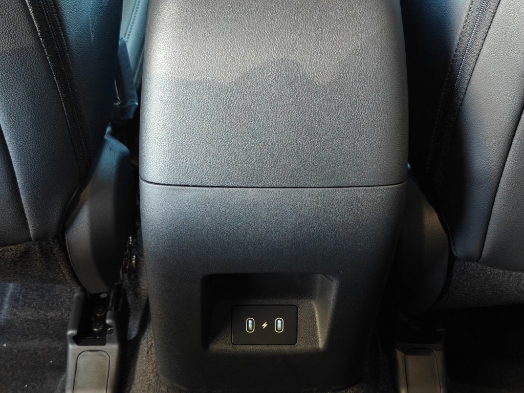2027 Hyundai Santa Cruz SE AWD