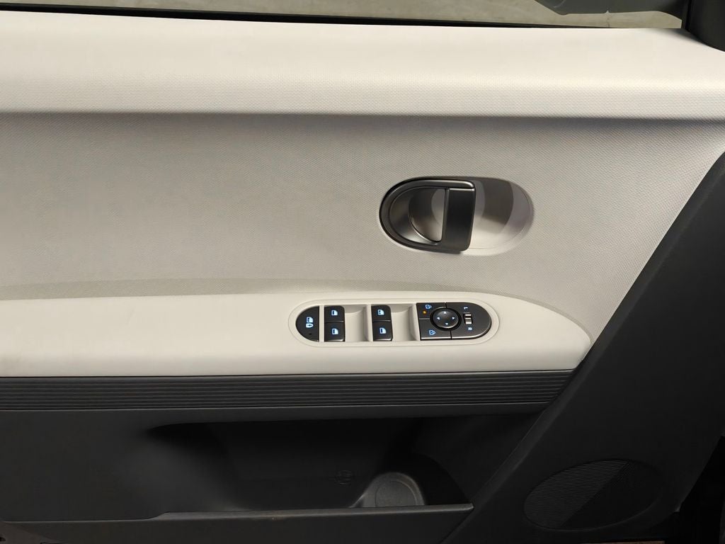 2026 Hyundai IONIQ 5 SE