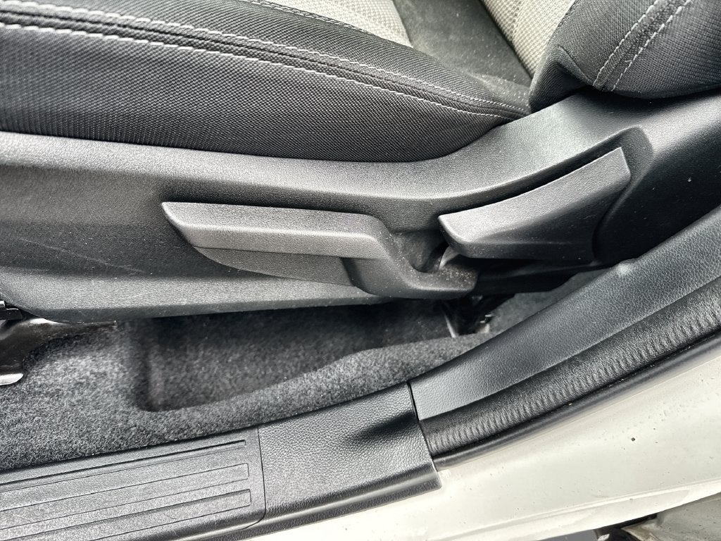 2023 Subaru Forester Base