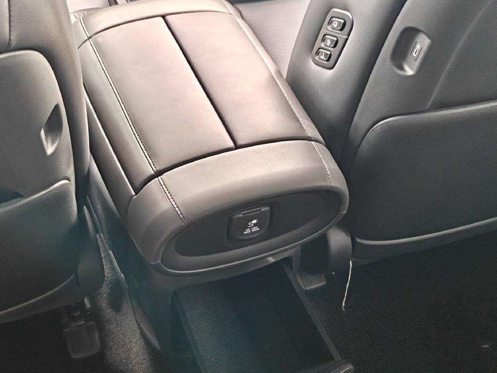 2027 Hyundai Palisade Hybrid Calligraphy Black Ink