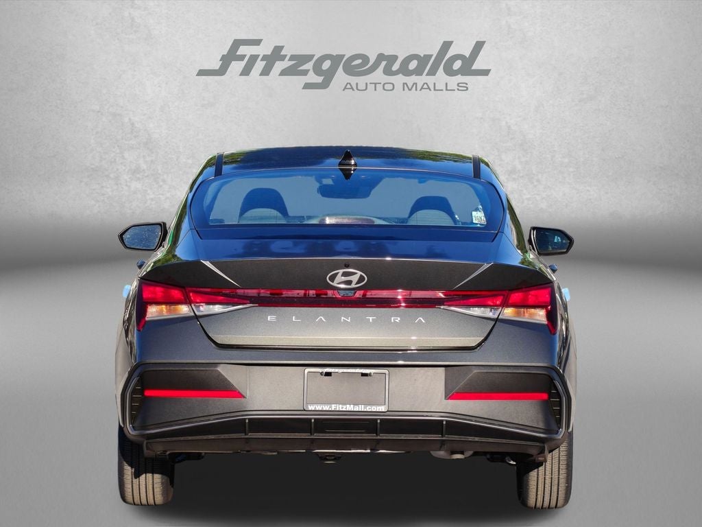 2026 Hyundai Elantra SE
