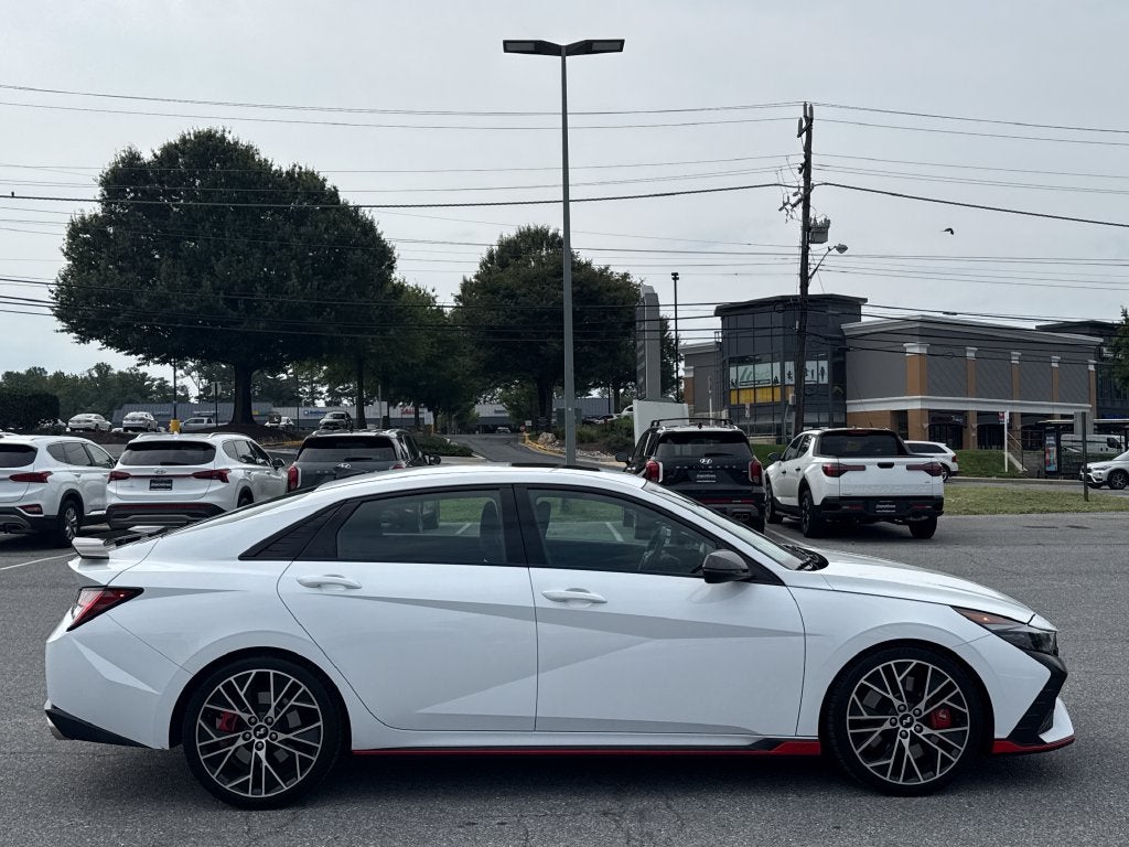 2022 Hyundai Elantra N Base