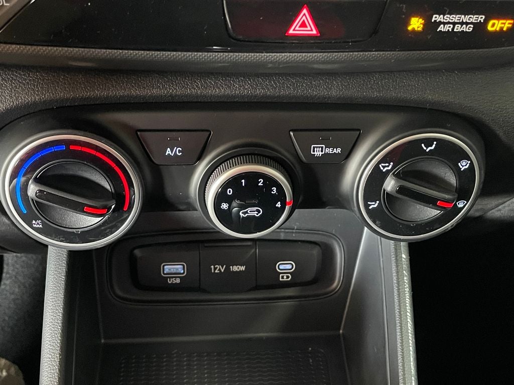 2026 Hyundai Venue SE