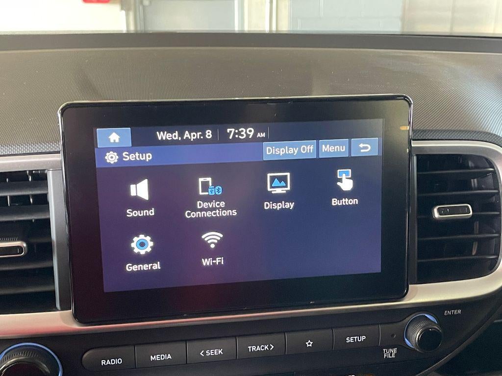 2026 Hyundai Venue SE