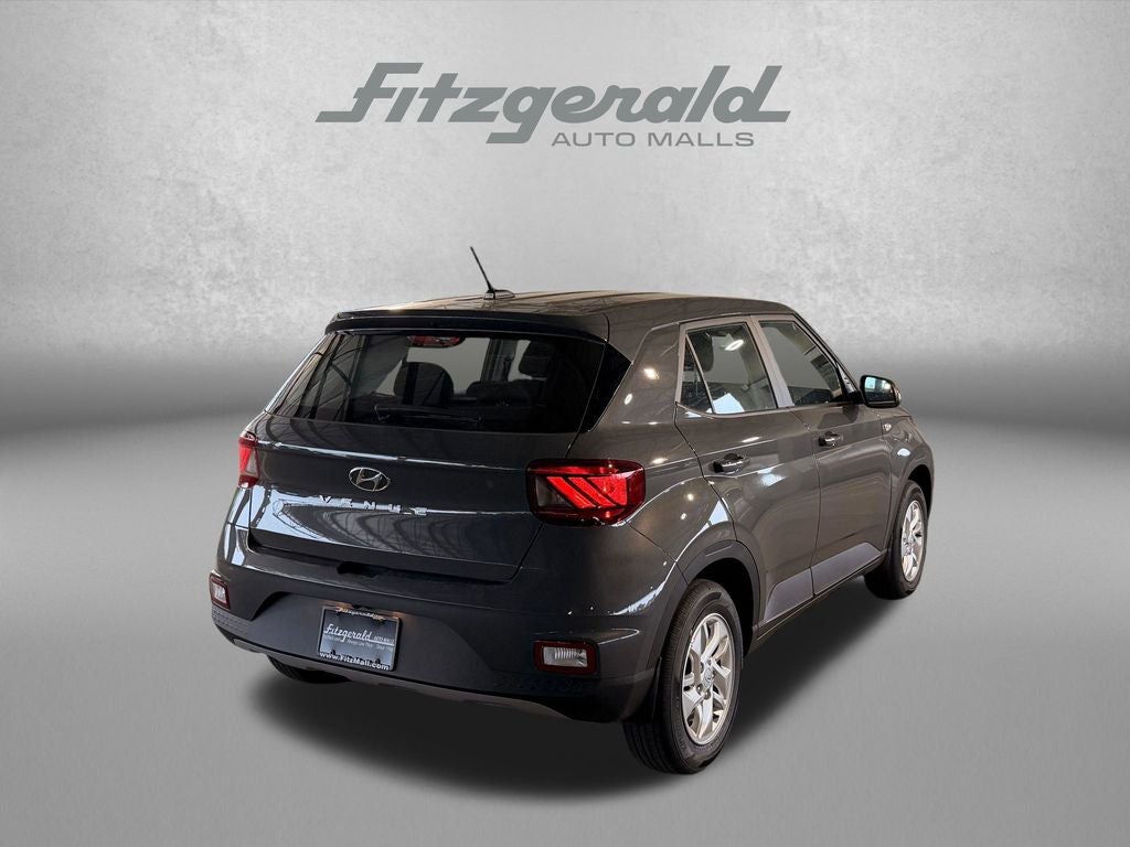 2026 Hyundai Venue SE